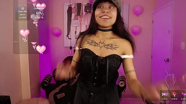 Violetta Suky online show from 11/22/25, 12:59