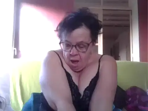 Vandeae44 online show from 01/17/25, 08:24