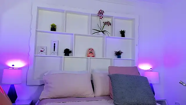 Jenifer Diaz online show from 01/12/26, 01:16