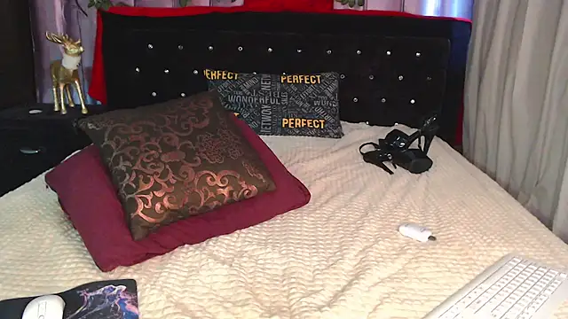 Cristall Avyy online show from 03/27/26, 08:26