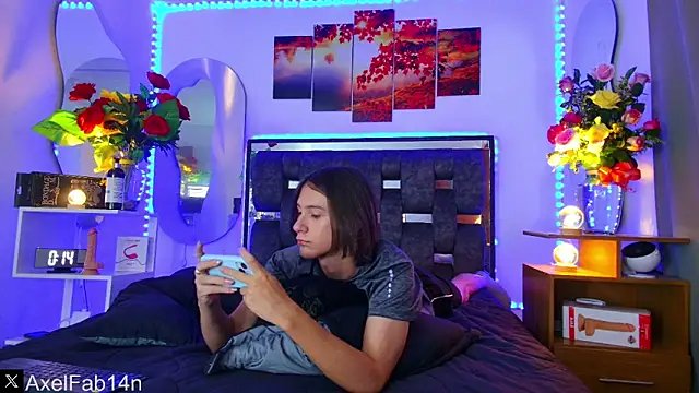 Alex and Fabian online show from 02/17/25, 06:37