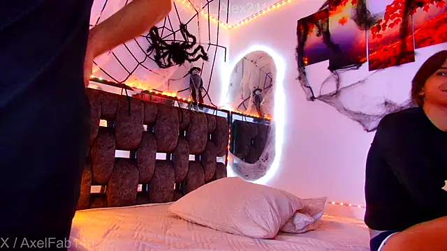 Alex and Fabian online show from 10/21/25, 08:53