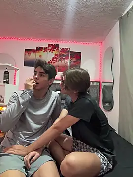 Alex and Fabian online show from 05/20/26, 05:35