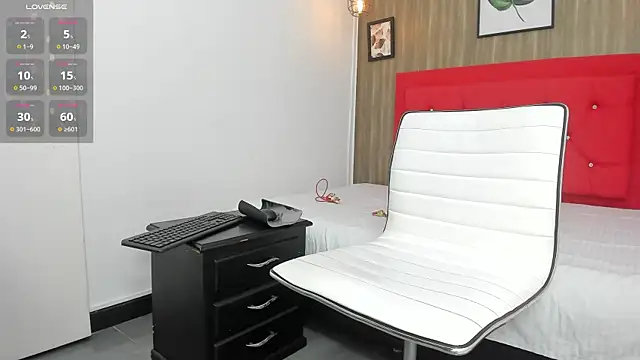 Hotkoljeixxx online show from 12/03/24, 03:30