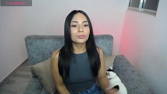 Snapshot of kathe_ryder_1_v chatting on 02/21/25, 11:54 kathe ryder 1 v online show from 02/21/25, 11:54