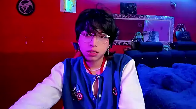 Snapshot of AnggelONfiree chatting on 12/16/24, 08:20 AnggelONfiree online show from 12/16/24, 08:20