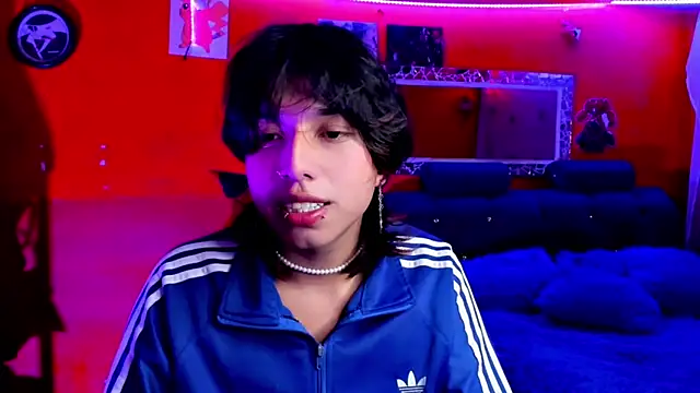 Snapshot of AnggelONfiree chatting on 01/27/25, 02:20 AnggelONfiree online show from 01/27/25, 02:20