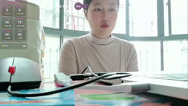 Snapshot of luoxuwen chatting on 11/02/25, 06:05 luoxuwen online show from 11/02/25, 06:05