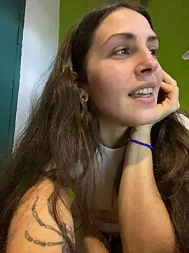 isadelasestrellas online show from 06/23/26, 01:42