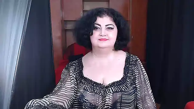 Snapshot of _MissJ_ chatting on 02/05/25, 08:11 MissJ online show from 02/05/25, 08:11