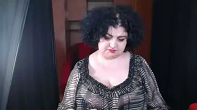Snapshot of _MissJ_ chatting on 02/07/25, 02:15 MissJ online show from 02/07/25, 02:15