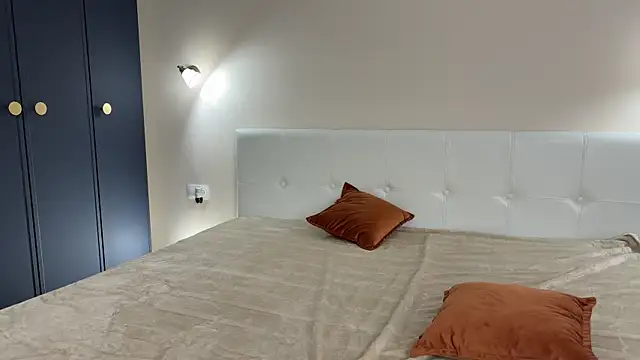 oypo online show from 11/28/25, 04:53