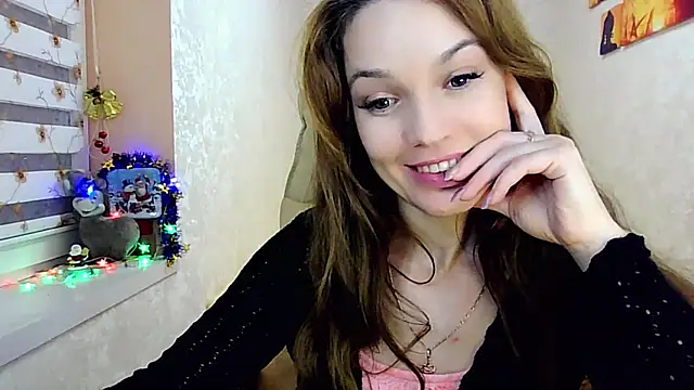 Snapshot of impossibleluna chatting on 12/18/24, 04:39 impossibleluna online show from 12/18/24, 04:39