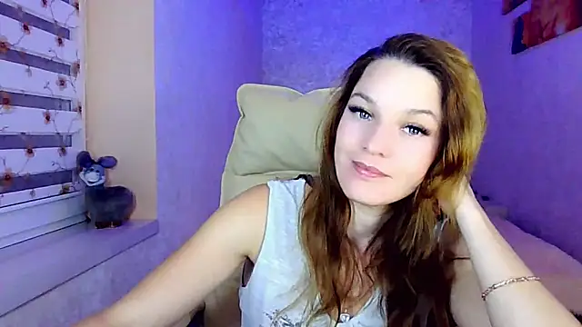 Snapshot of impossibleluna chatting on 10/06/25, 06:49 impossibleluna online show from 10/06/25, 06:49