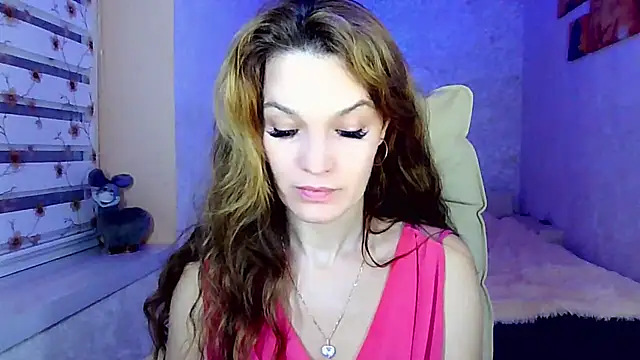 Snapshot of impossibleluna chatting on 10/11/25, 05:33 impossibleluna online show from 10/11/25, 05:33