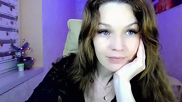 impossibleluna online show from 04/16/26, 06:52