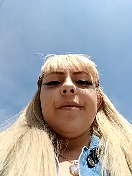 madelaine- online show from 01/13/25, 07:10