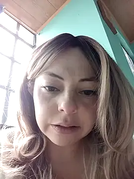 madelaine- online show from 12/04/25, 06:49