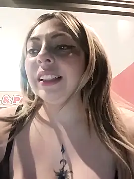 madelaine- online show from 12/18/25, 06:25