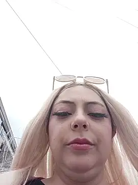 madelaine- online show from 04/12/26, 06:13