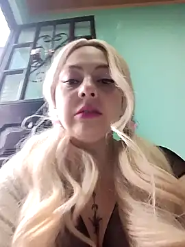 madelaine- online show from 04/16/26, 09:39