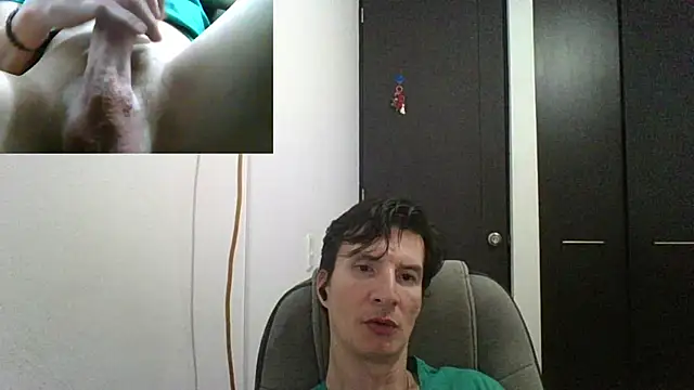 Snapshot of fieryloves chatting on 12/15/24, 10:26 fieryloves online show from 12/15/24, 10:26