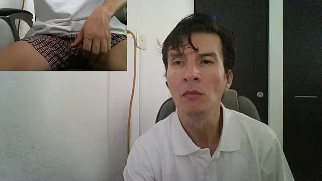 Snapshot of fieryloves chatting on 12/17/24, 03:28 fieryloves online show from 12/17/24, 03:28