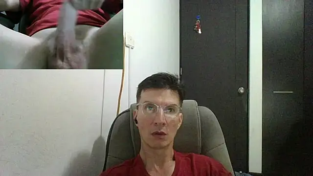 Snapshot of fieryloves chatting on 12/20/24, 04:09 fieryloves online show from 12/20/24, 04:09