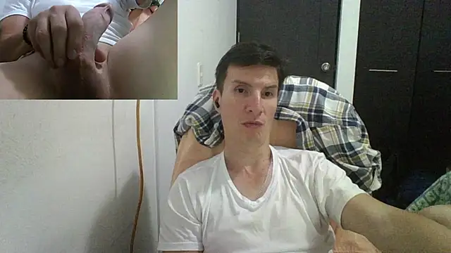 Snapshot of fieryloves chatting on 01/12/25, 05:34 fieryloves online show from 01/12/25, 05:34