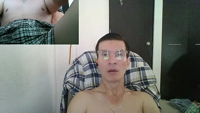 Snapshot of fieryloves chatting on 01/17/25, 02:28 fieryloves online show from 01/17/25, 02:28