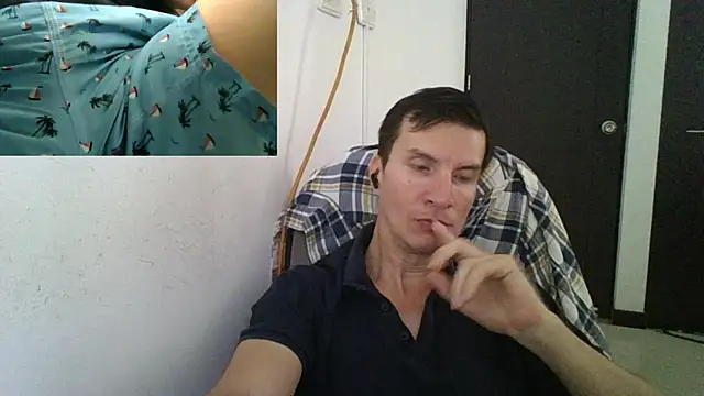 Snapshot of fieryloves chatting on 01/25/25, 01:30 fieryloves online show from 01/25/25, 01:30