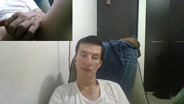Snapshot of fieryloves chatting on 02/04/25, 03:54 fieryloves online show from 02/04/25, 03:54