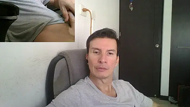 Snapshot of fieryloves chatting on 03/19/25, 04:02 fieryloves online show from 03/19/25, 04:02