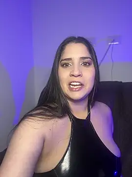 valentina jonnes1 online show from 12/18/25, 03:12