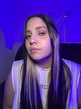 valentina jonnes1 online show from 03/24/26, 05:23