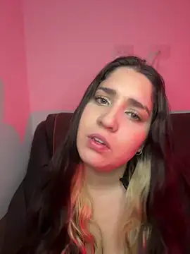 valentina jonnes1 online show from 08/05/26, 04:15