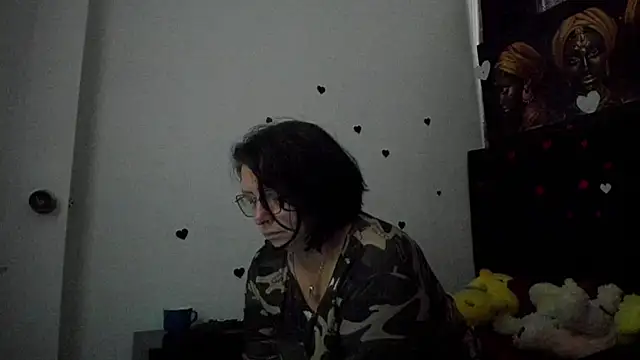 Evaaross 2345 online show from 06/08/26, 12:38