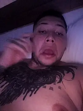 HotBoyJB2000 online show from 11/05/25, 04:34