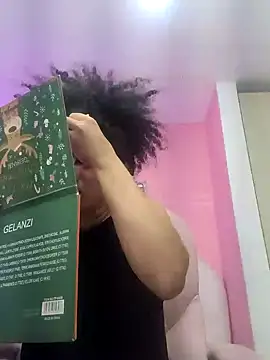 Snapshot of TwerkingAss chatting on 01/24/25, 05:10 TwerkingAss online show from 01/24/25, 05:10