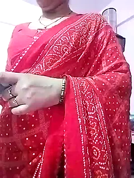 Snapshot of PayalSharmahot143 chatting on 02/07/25, 11:34 PayalSharmahot143 online show from 02/07/25, 11:34