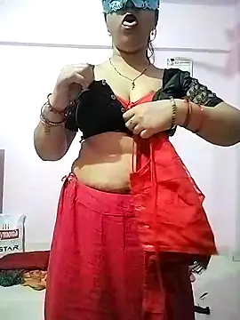 Snapshot of PayalSharmahot143 chatting on 02/20/25, 03:56 PayalSharmahot143 online show from 02/20/25, 03:56