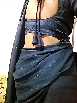 Snapshot of PayalSharmahot143 chatting on 03/05/25, 02:57 PayalSharmahot143 online show from 03/05/25, 02:57