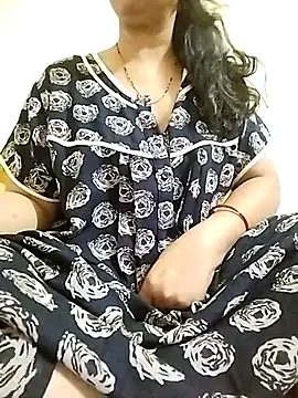 Snapshot of PayalSharmahot143 chatting on 03/16/25, 04:45 PayalSharmahot143 online show from 03/16/25, 04:45