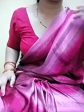 Snapshot of PayalSharmahot143 chatting on 09/18/25, 03:58 PayalSharmahot143 online show from 09/18/25, 03:58