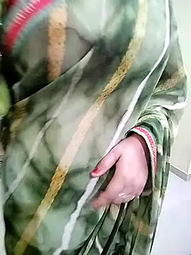 Snapshot of PayalSharmahot143 chatting on 11/01/25, 04:53 PayalSharmahot143 online show from 11/01/25, 04:53