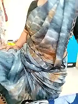 Snapshot of PayalSharmahot143 chatting on 11/02/25, 07:38 PayalSharmahot143 online show from 11/02/25, 07:38