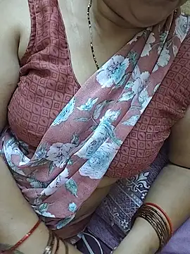 PayalSharmahot143 online show from 05/25/26, 05:19