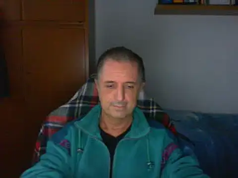 Snapshot of lliuk70mi chatting on 12/01/25, 02:55 lliuk70mi online show from 12/01/25, 02:55