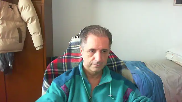 Snapshot of lliuk70mi chatting on 03/03/26, 01:50 lliuk70mi online show from 03/03/26, 01:50