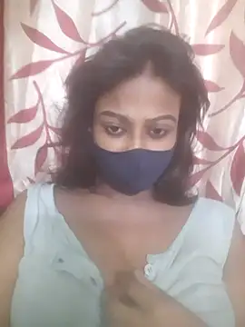JENIFER PUNE online show from 07/19/26, 10:08